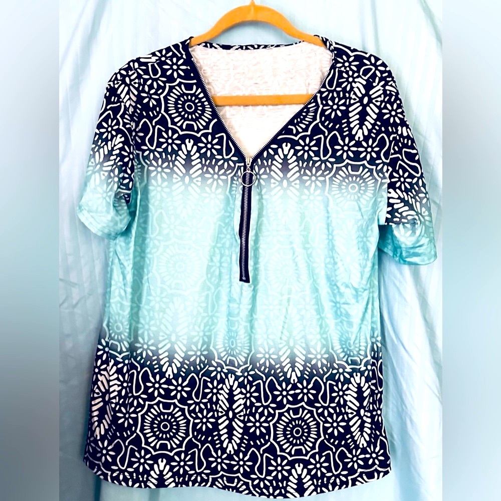 BOHO V-neck 1/4 zip short sleeve top Black, Teal and White